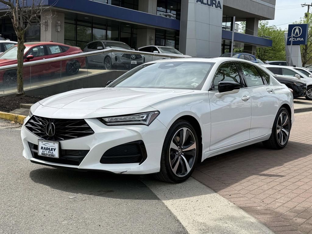 Used 2025 Acura TLX w/ Technology Package image 3