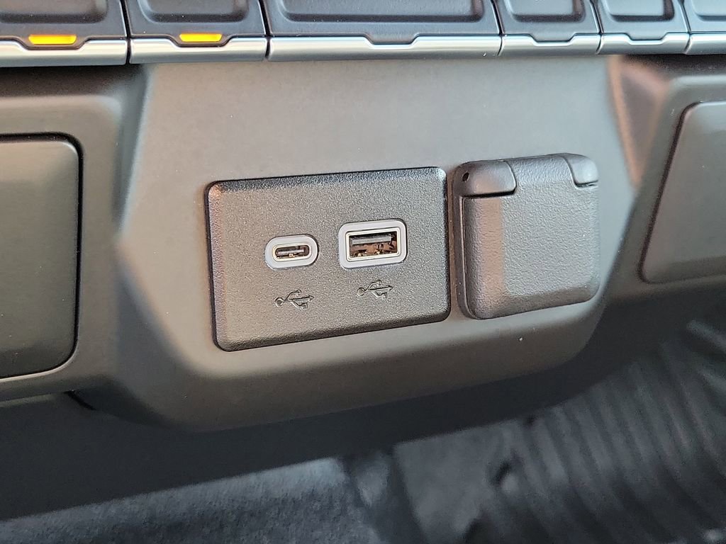 Used 2026 Chevrolet Silverado 1500 W/T w/ WT Value Package image 9