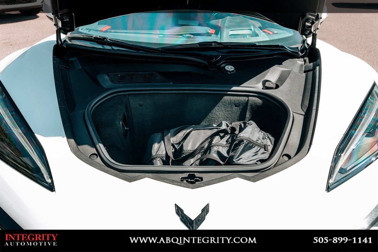 Used 2023 Chevrolet Corvette Z06 w/ Z07 Performance Package RWD image 50