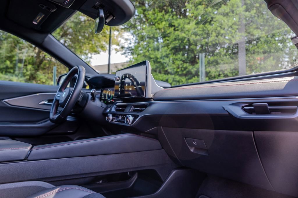 Used 2024 Acura ZDX A-Spec image 23