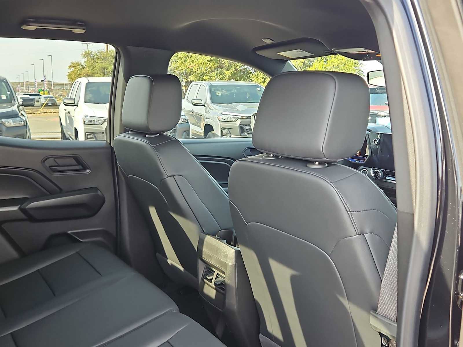 New 2026 Chevrolet Colorado W/T w/ WT Custom Package AWD/4WD image 17