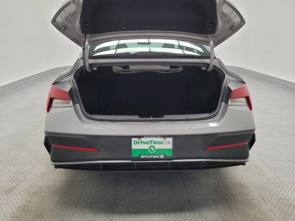 Used 2025 Hyundai Elantra Sport image 29