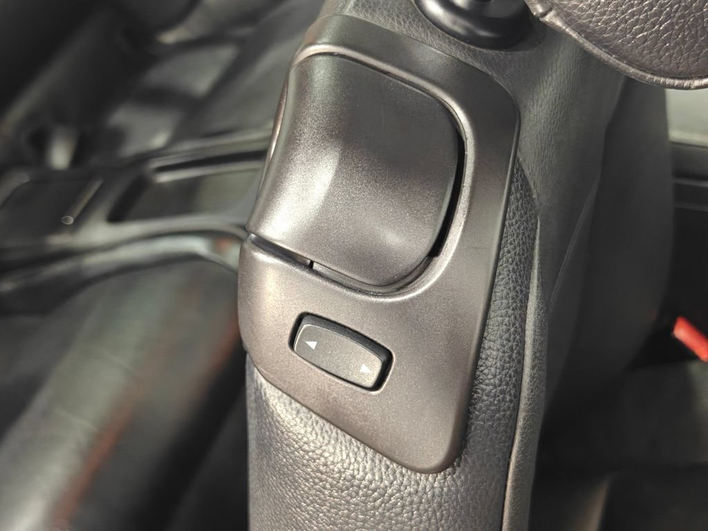 Used 2011 BMW 328i xDrive Coupe AWD/4WD image 26