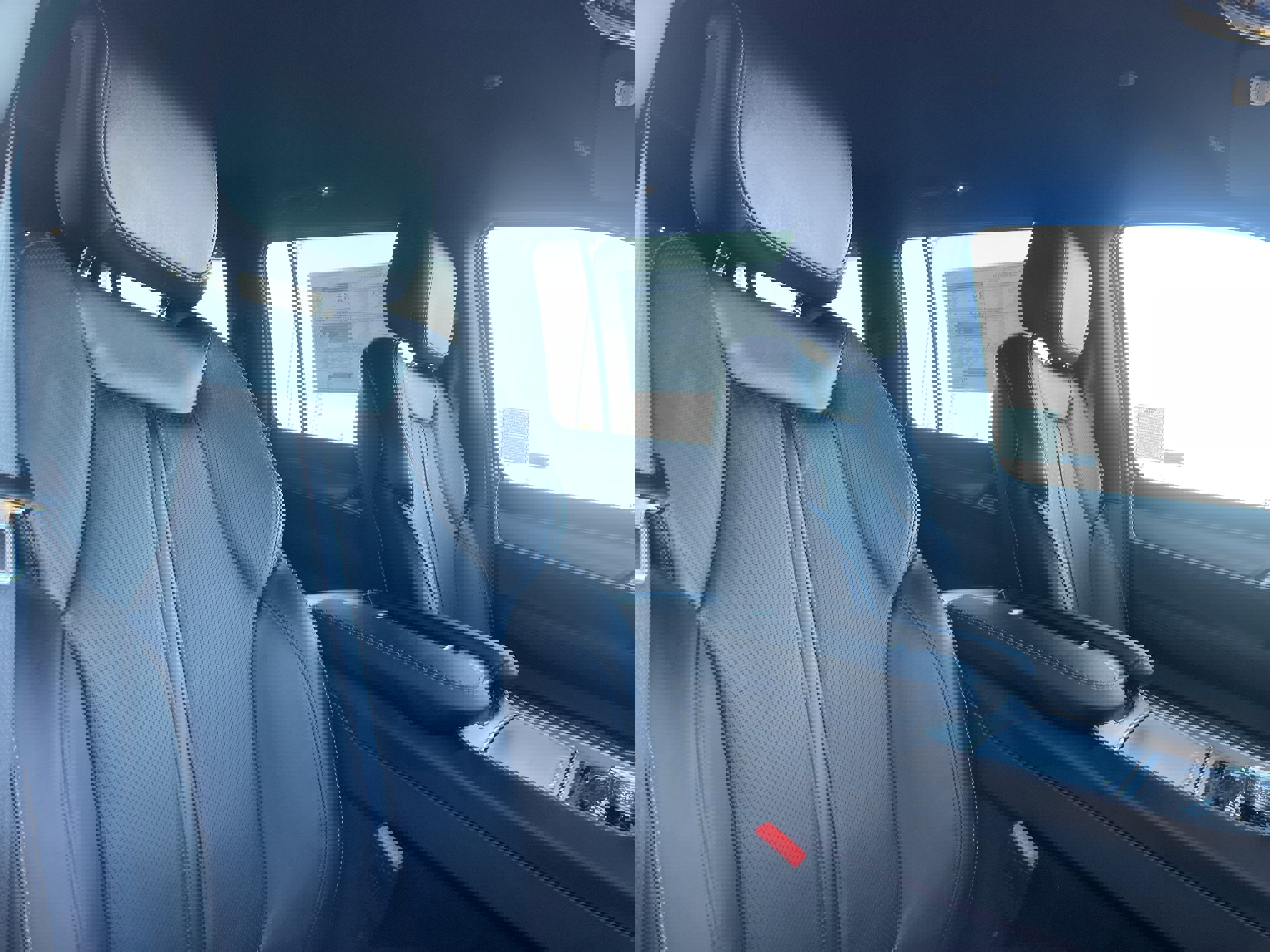 New 2026 Jeep Grand Wagoneer L 4WD w/ HD Trailer Tow Package image 35