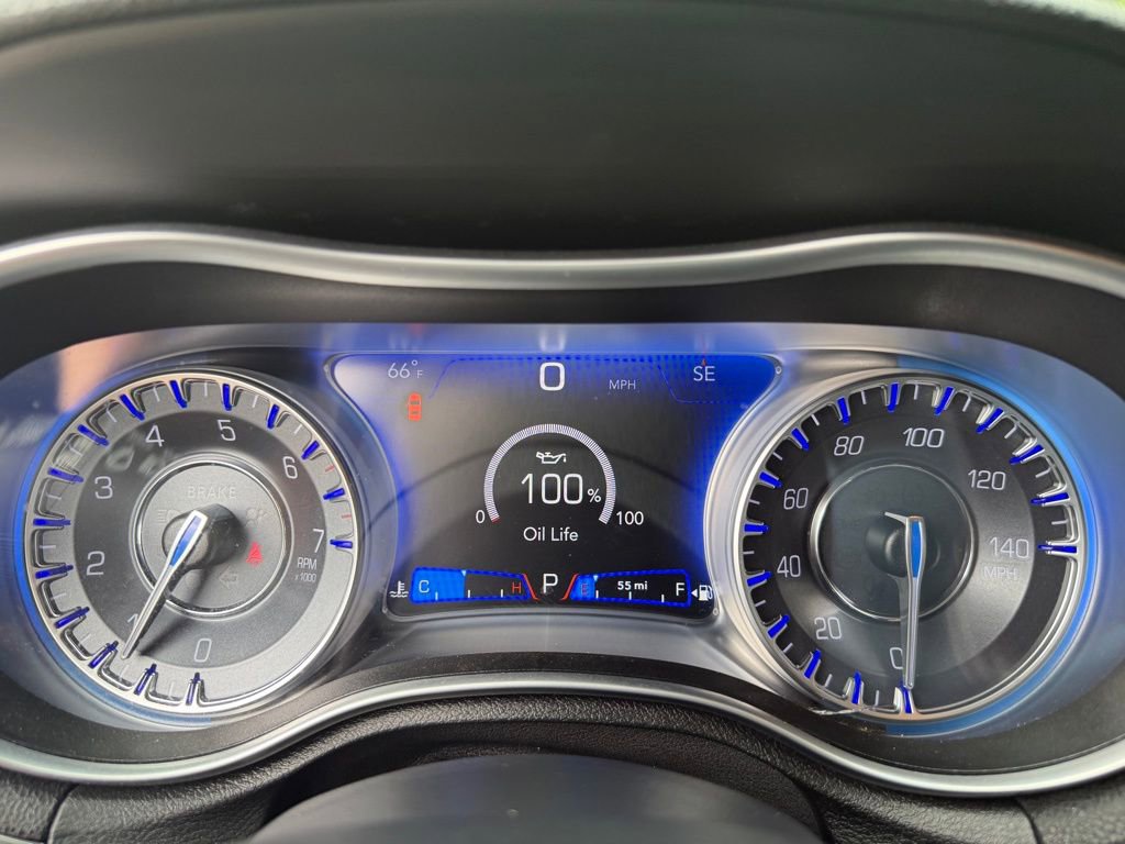 Used 2021 Chrysler 300 Touring w/ Sport Appearance Package image 22