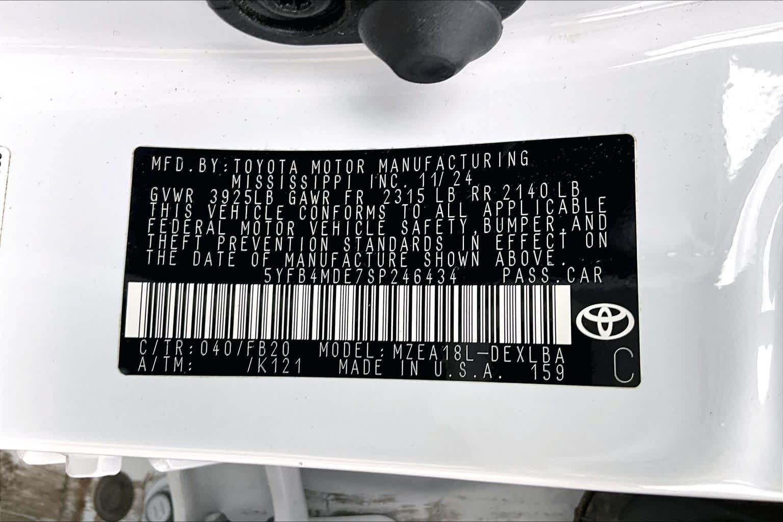 Used 2025 Toyota Corolla LE FWD image 36