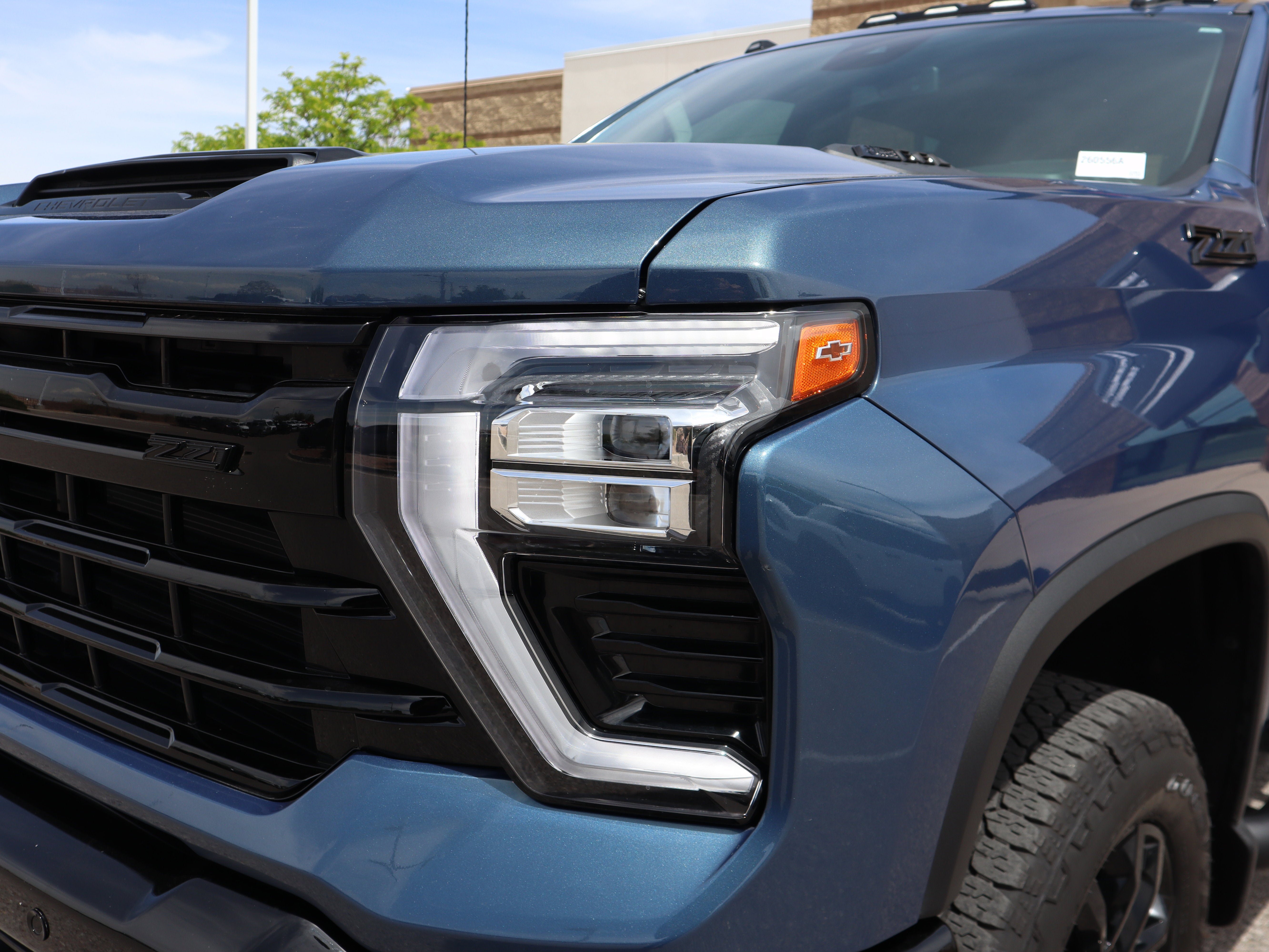 Used 2025 Chevrolet Silverado 2500 LT w/ Trail Boss Package AWD/4WD image 14