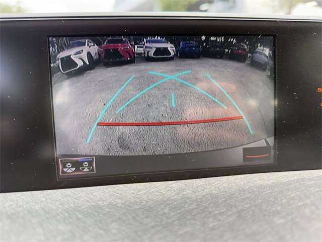 Used 2020 Lexus UX 250h 250h Base image 17