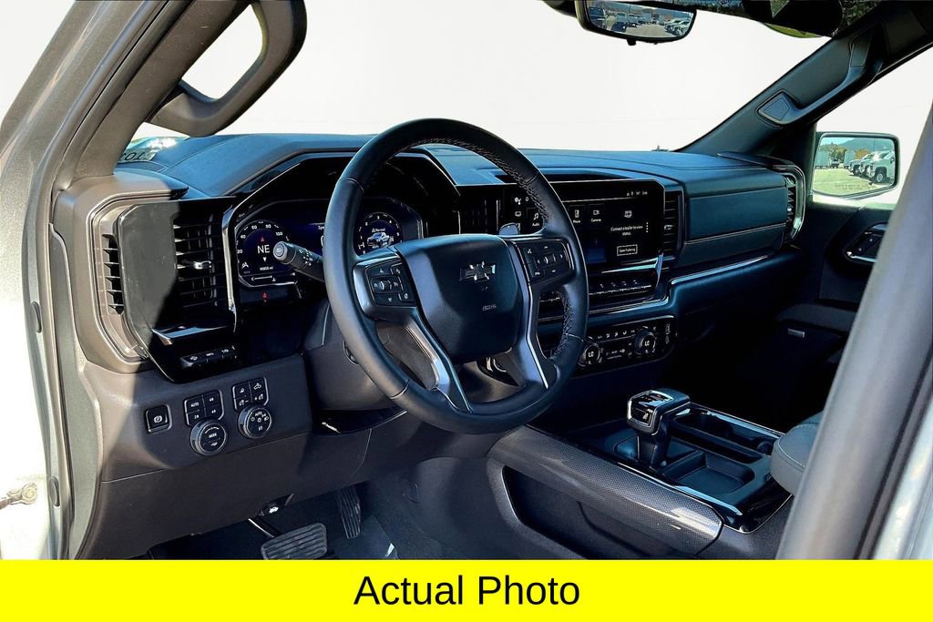 Used 2024 Chevrolet Silverado 1500 ZR2 w/ Technology Package image 13