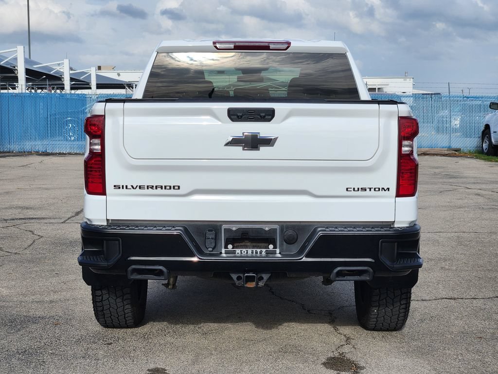 Certified 2024 Chevrolet Silverado 1500 Custom Trail Boss w/ Dark Appearance Package AWD/4WD image 6