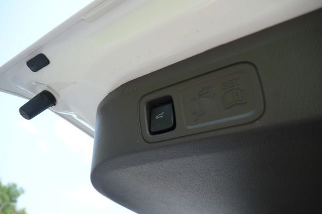 Used 2024 Lincoln Navigator Reserve AWD/4WD image 15