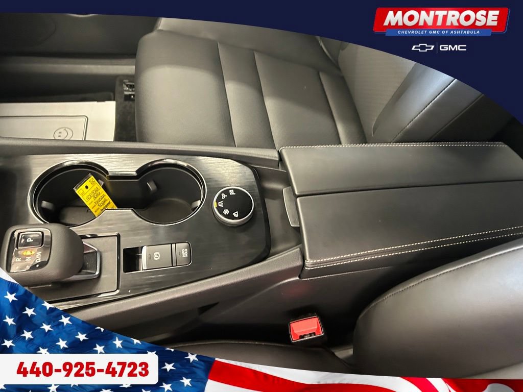 Used 2026 Nissan Rogue Dark Armor AWD/4WD image 16