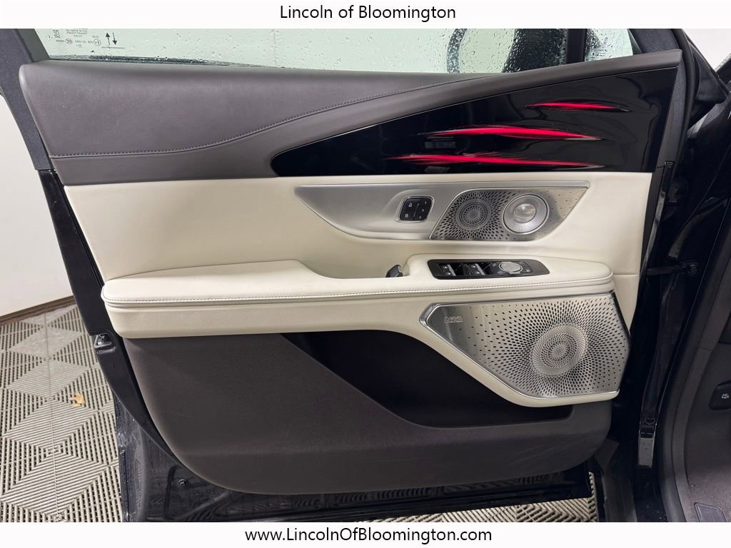 New 2024 Lincoln Nautilus Black Label w/ Jet Appearance Package (87T) image 52