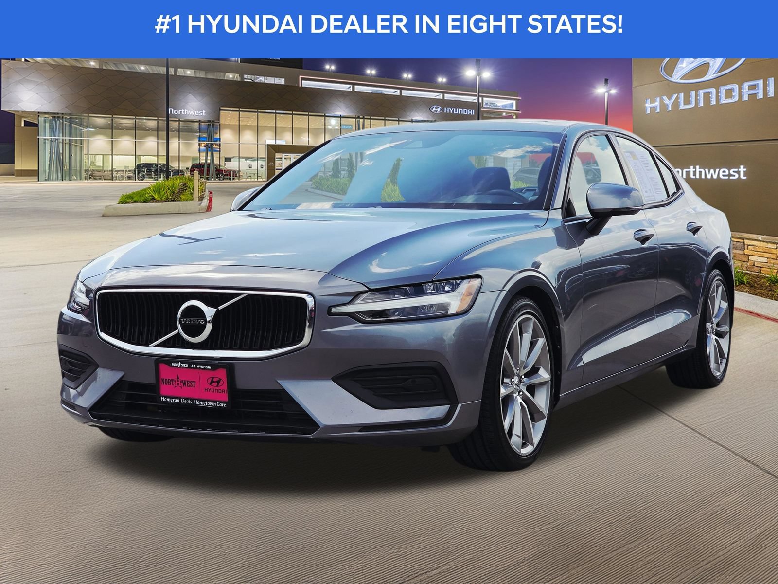 Used 2020 Volvo S60 T6 Momentum AWD/4WD image 2