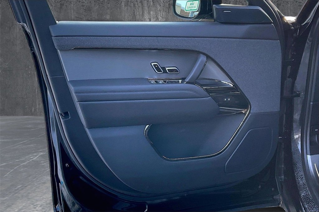 Certified 2025 Land Rover Range Rover Sport SE image 20
