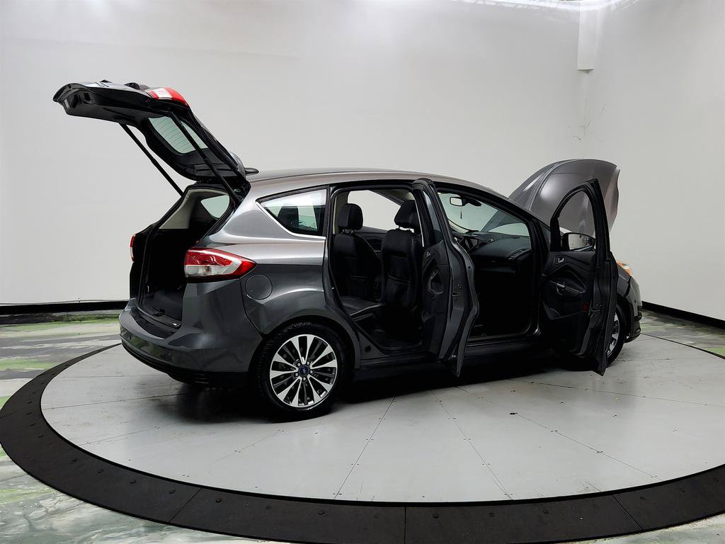 Used 2017 Ford C-MAX Titanium w/ Equipment Group 301A FWD image 11