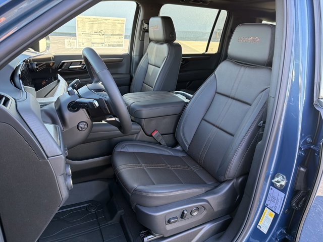 New 2026 Chevrolet Suburban High Country image 12