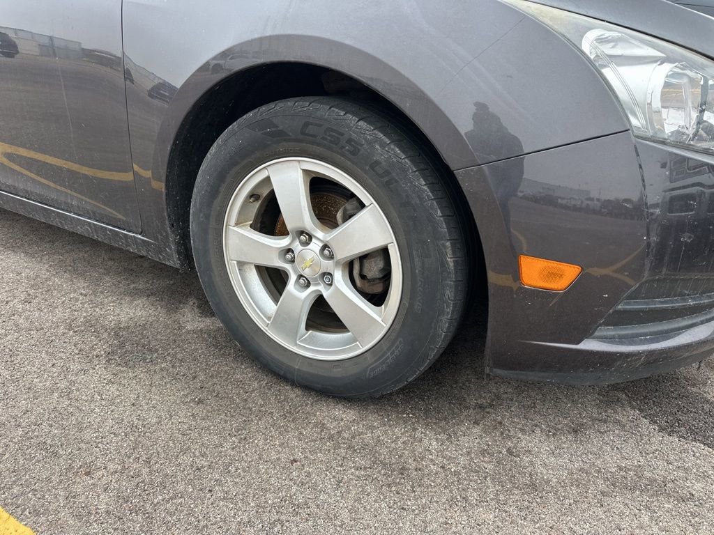 Used 2014 Chevrolet Cruze LT image 4