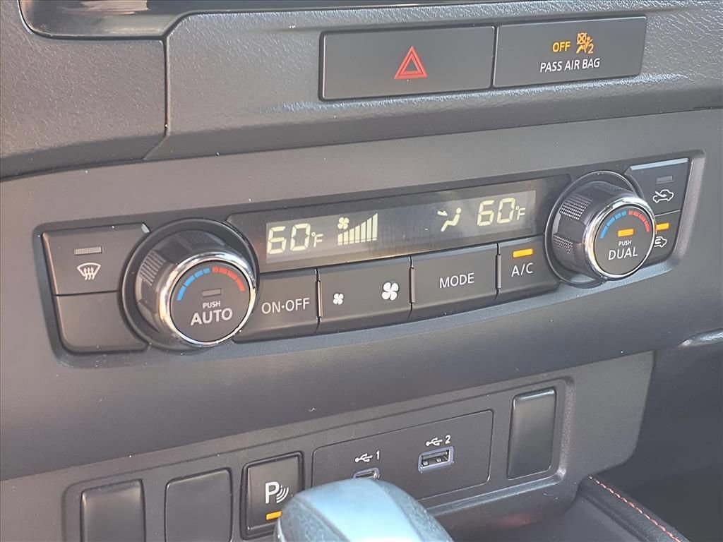 Used 2023 Nissan Frontier PRO-4X w/ Technology Package image 12
