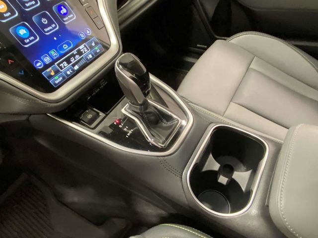 Used 2025 Subaru Outback Onyx Edition image 17