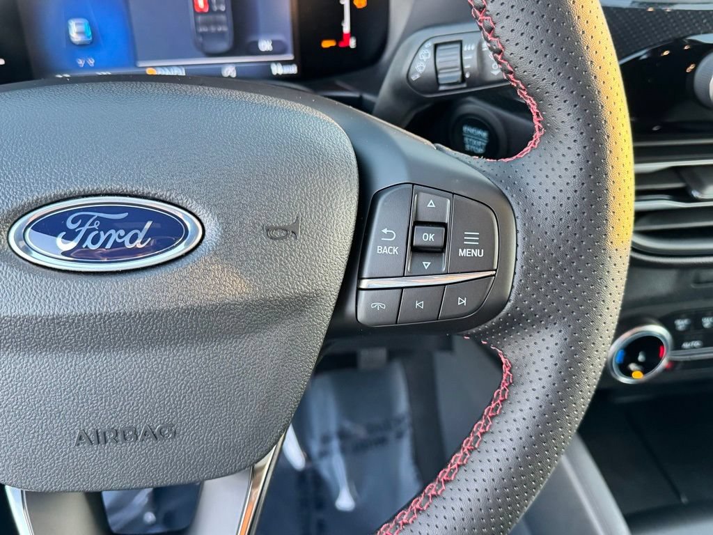 New 2026 Ford Escape ST-Line w/ Cold Weather Package FWD image 16