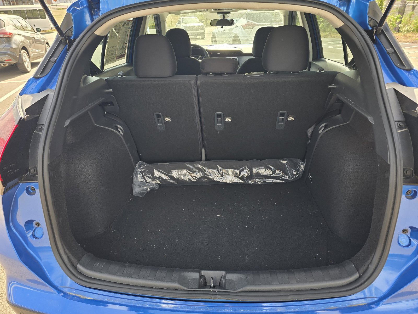 Used 2025 Nissan Kicks Play S image 25