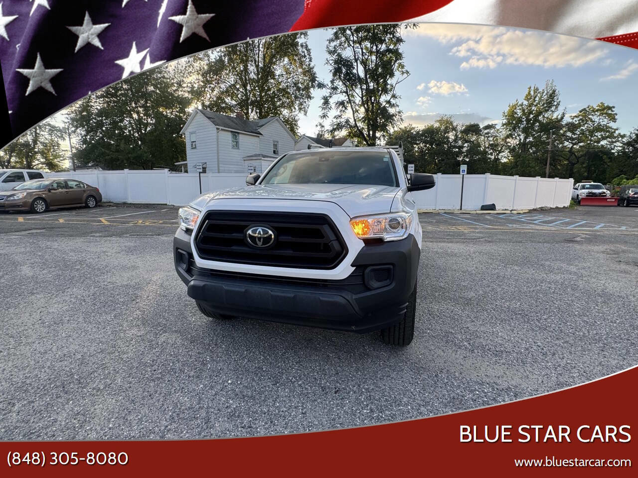 Used 2020 Toyota Tacoma SR image 1