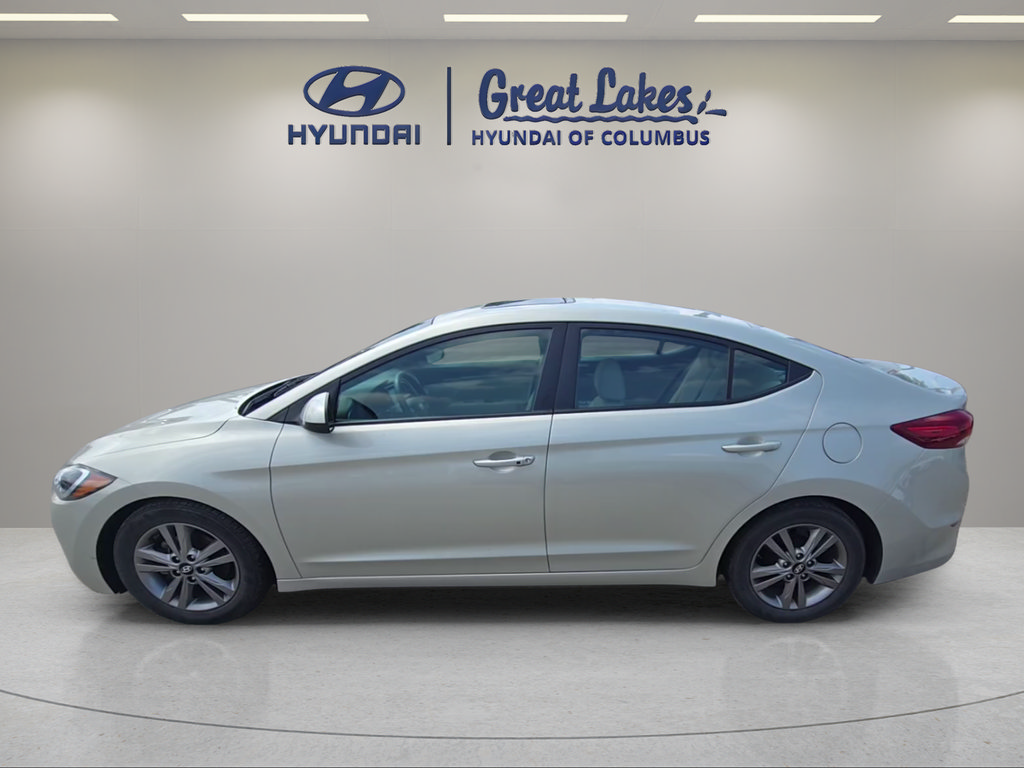 Used 2017 Hyundai Elantra Value Edition w/ Cargo Package FWD image 2