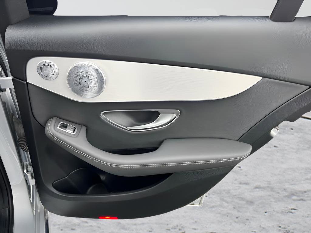 Used 2020 Mercedes-Benz C 300 Sedan image 30