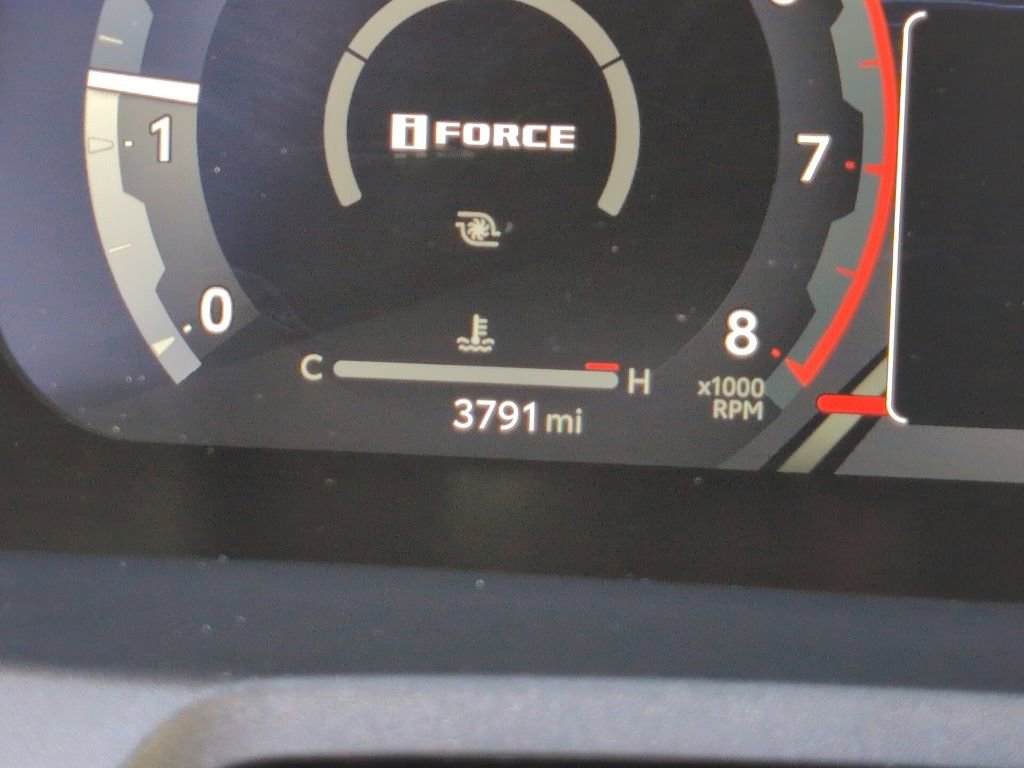 Used 2025 Toyota 4Runner TRD Off-Road Premium AWD/4WD image 19