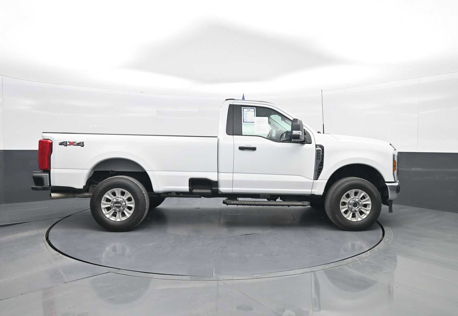 Used 2024 Ford F250 XL w/ XL Driver Assist Package image 9