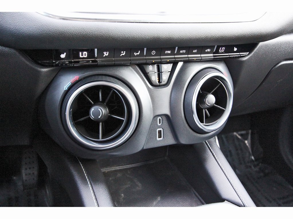 Used 2023 Chevrolet Blazer LT image 27