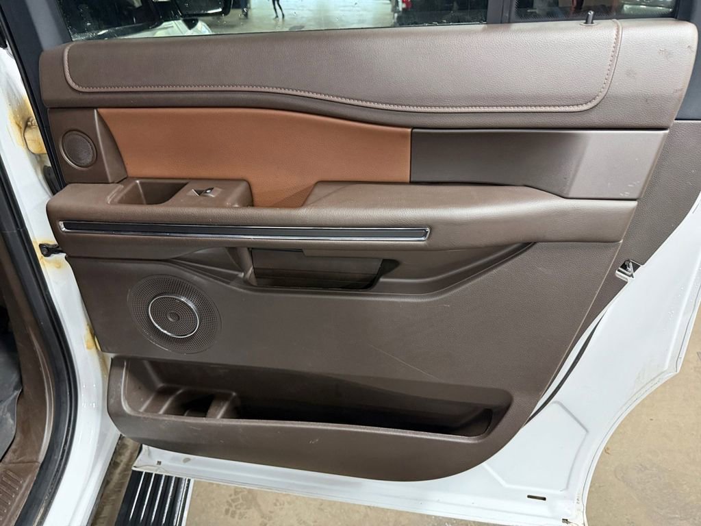 Used 2023 Ford Expedition Max King Ranch AWD/4WD image 21
