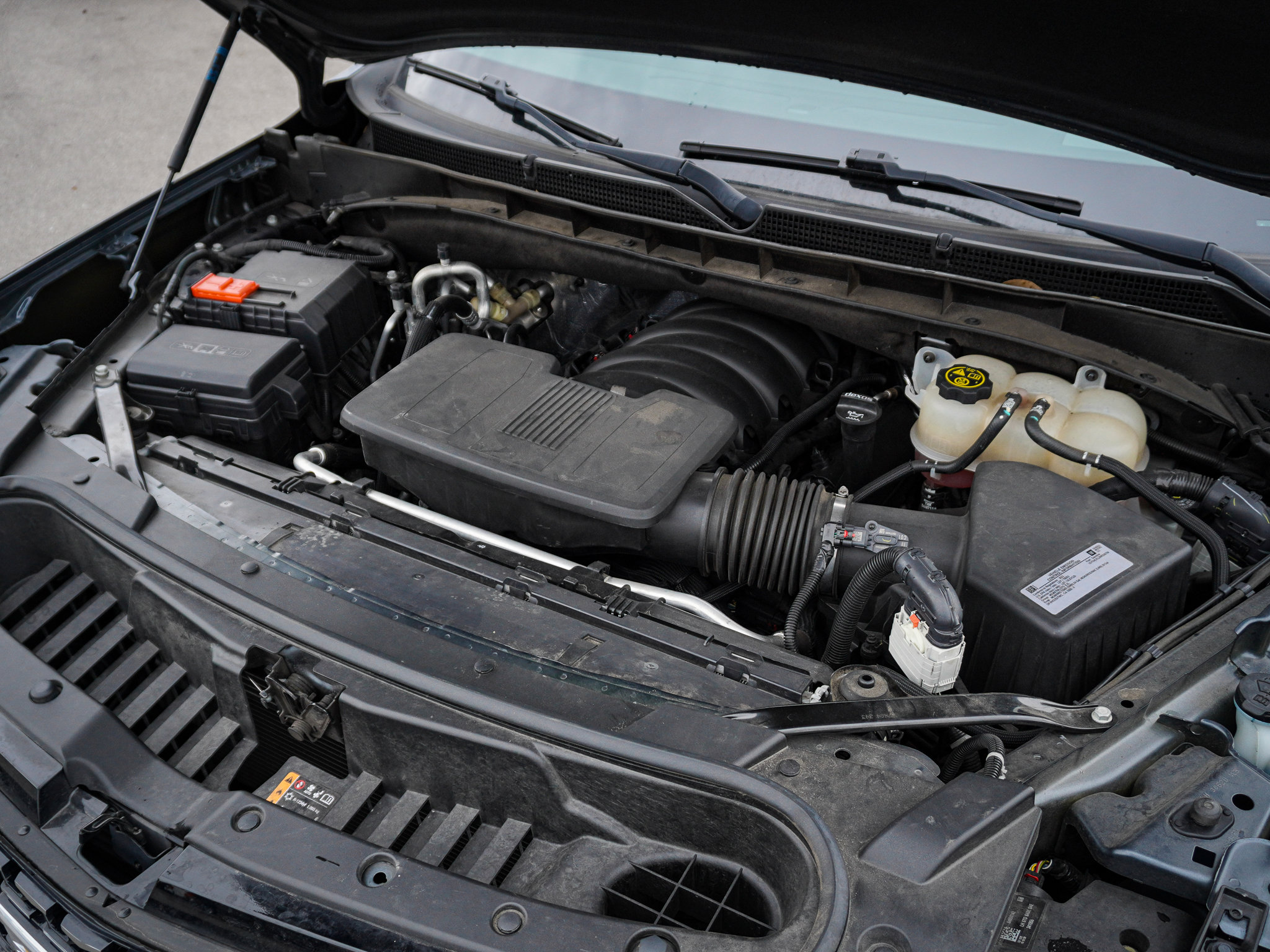 Used 2021 Cadillac Escalade Premium Luxury w/ Driver Assist Tech Package image 36