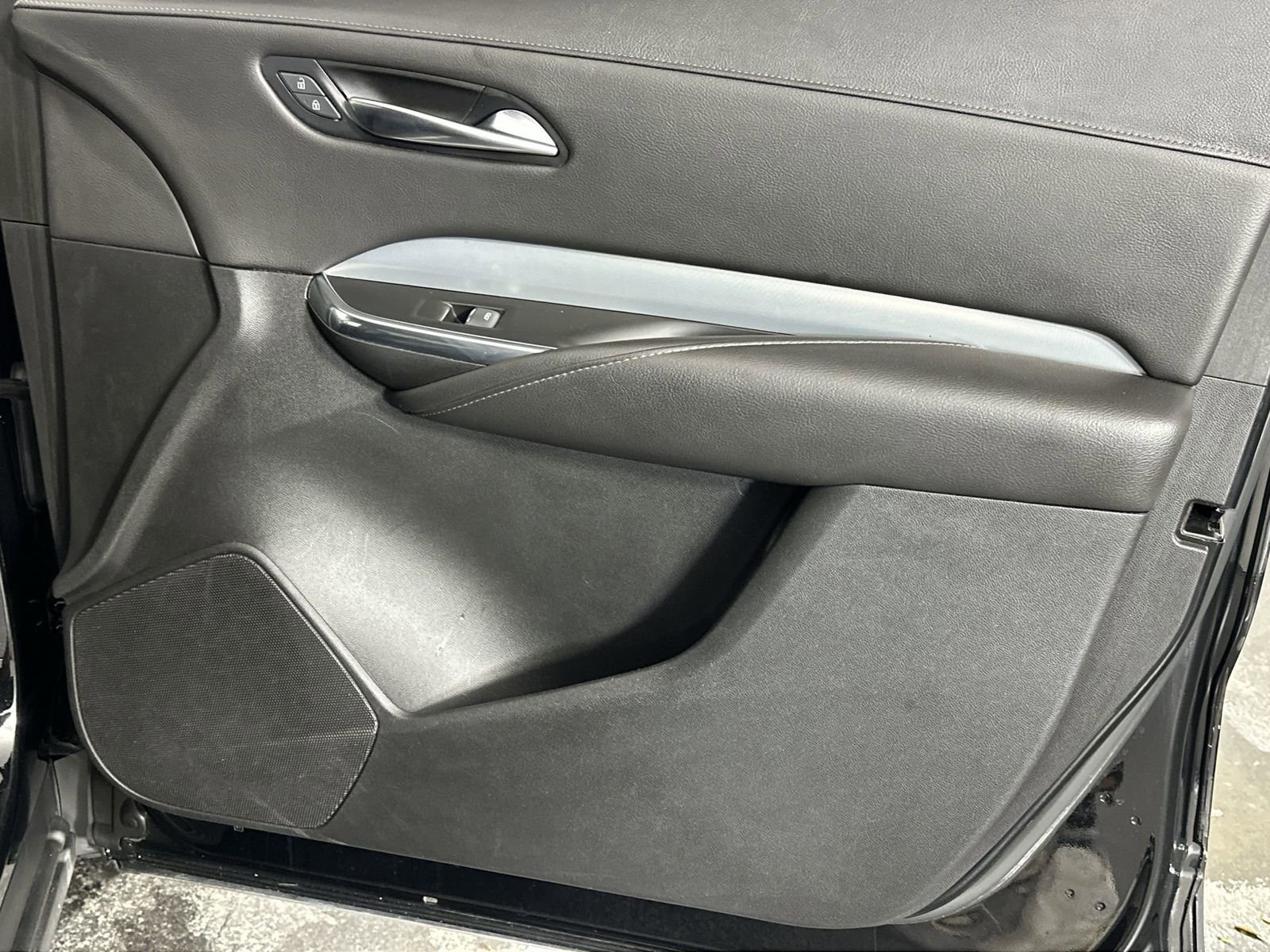 Used 2019 Cadillac XT4 Premium Luxury image 35