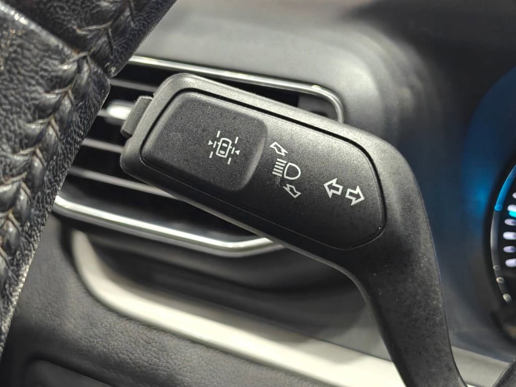 Used 2021 Ford Explorer XLT image 51