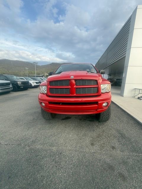 Used 2005 Dodge Ram 1500 Truck SLT w/ Quad Cab Big Horn Value Group image 2