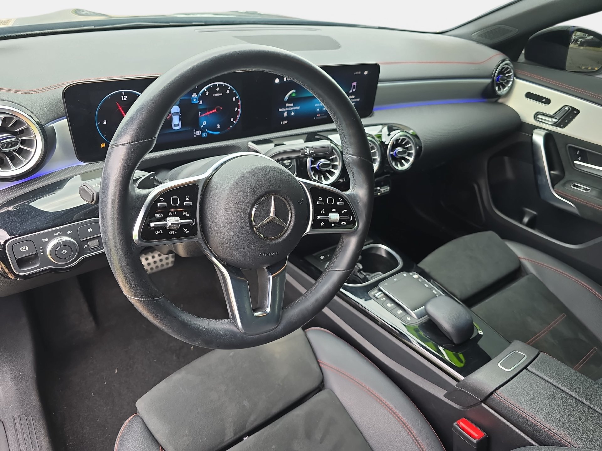 Used 2023 Mercedes-Benz CLA 250 4MATIC image 15