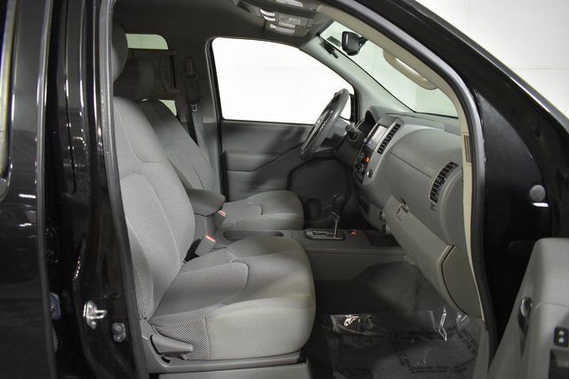 Used 2020 Nissan Frontier SV w/ Midnight Edition Floor Mats image 33