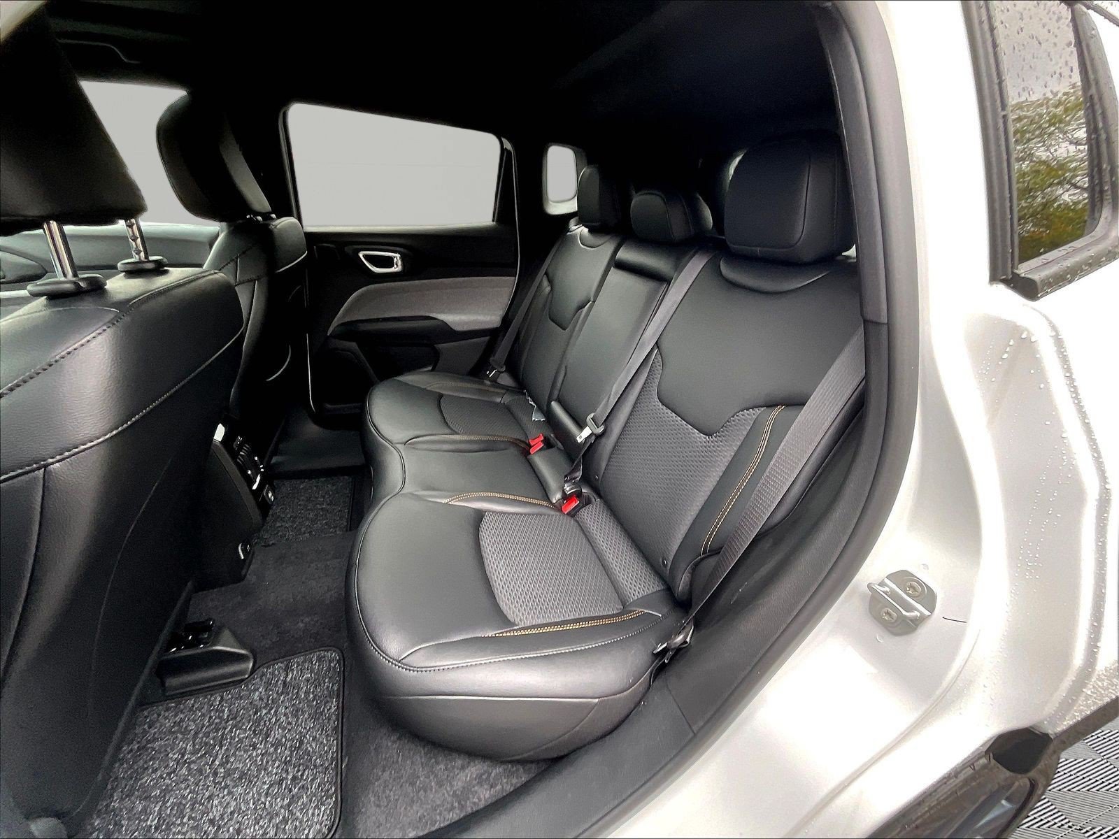 New 2026 Jeep Compass Latitude AWD/4WD image 17