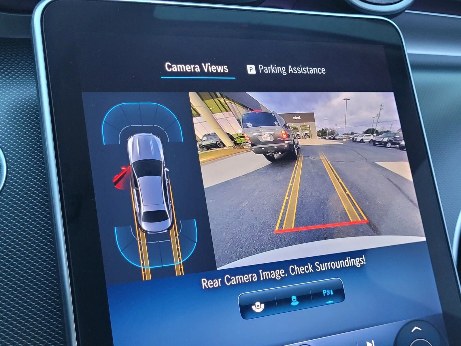 Used 2025 Mercedes-Benz C 300 Sedan image 17