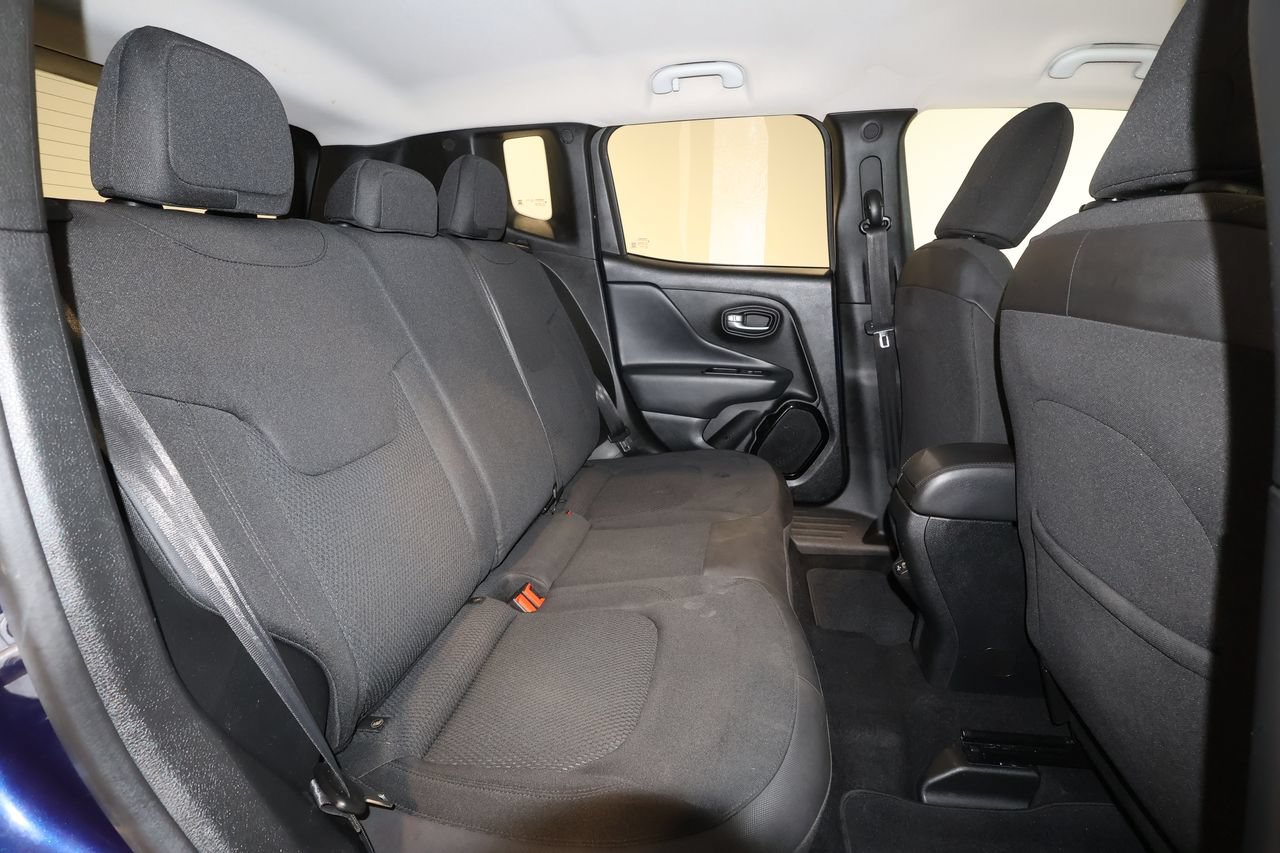 Used 2019 Jeep Renegade Altitude w/ Quick Order Package 2XM AWD/4WD image 25