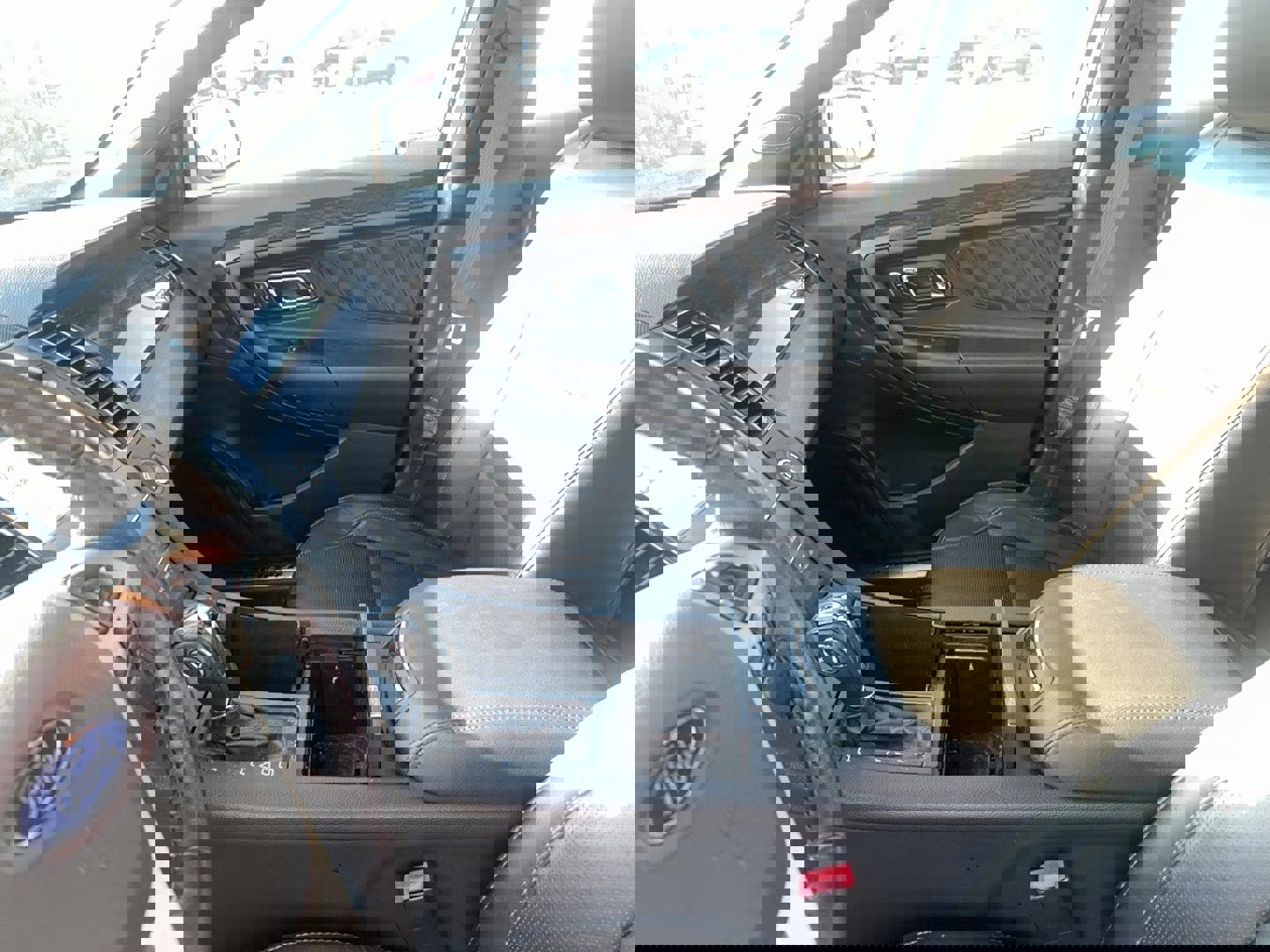 Used 2016 Ford Taurus Limited image 14