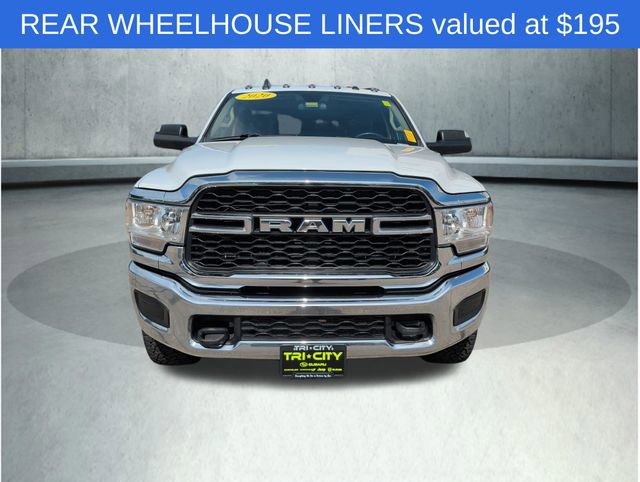Used 2020 RAM 2500 Tradesman w/ Chrome Appearance Group AWD/4WD image 11