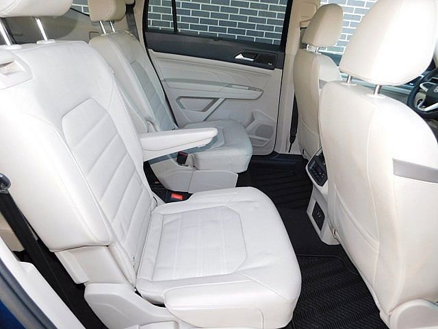 Used 2023 Volkswagen Atlas SEL Premium image 20