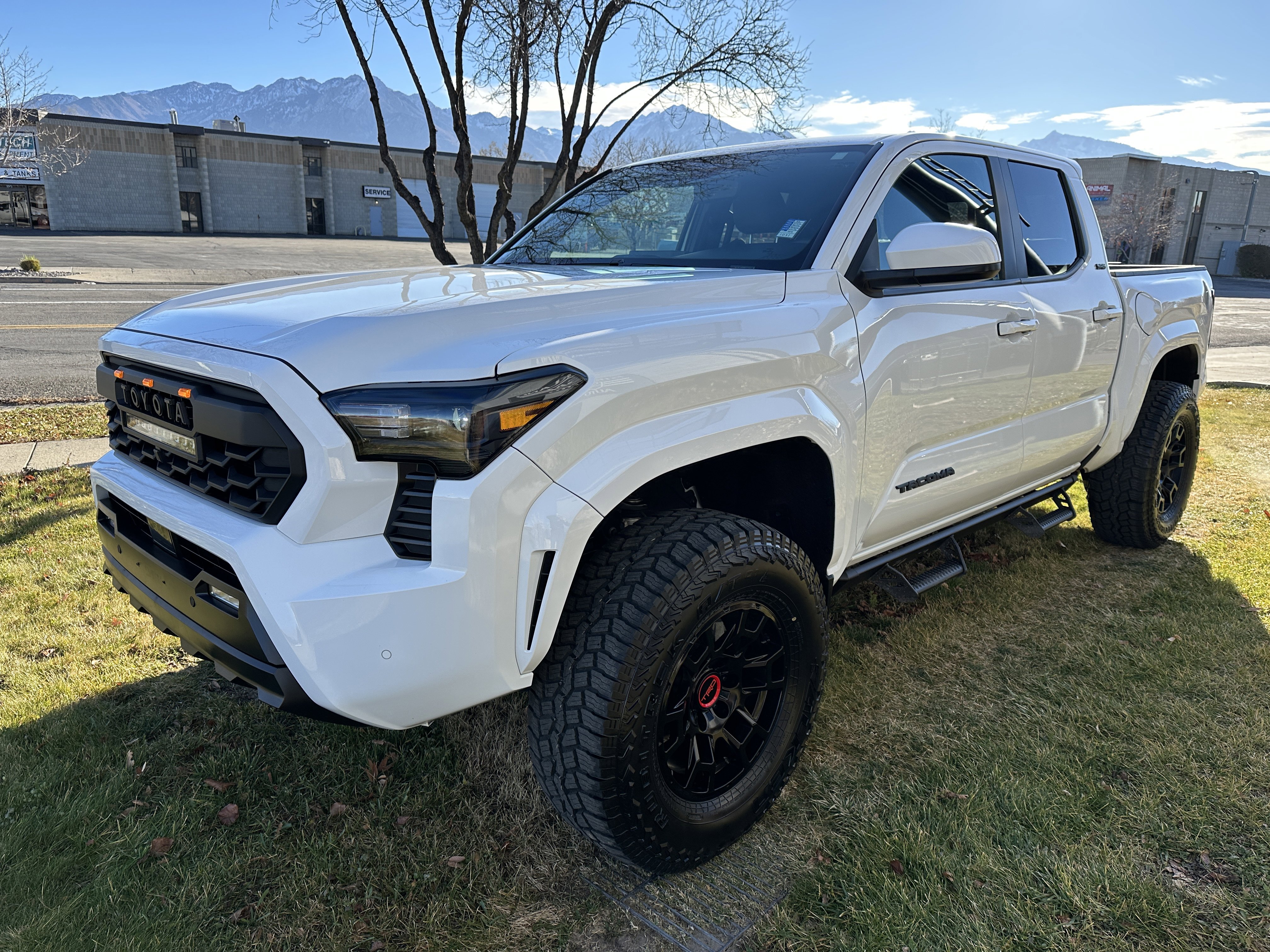 Used 2024 Toyota Tacoma SR5 image 11