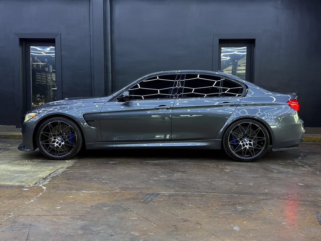Used 2018 BMW M3 RWD image 4