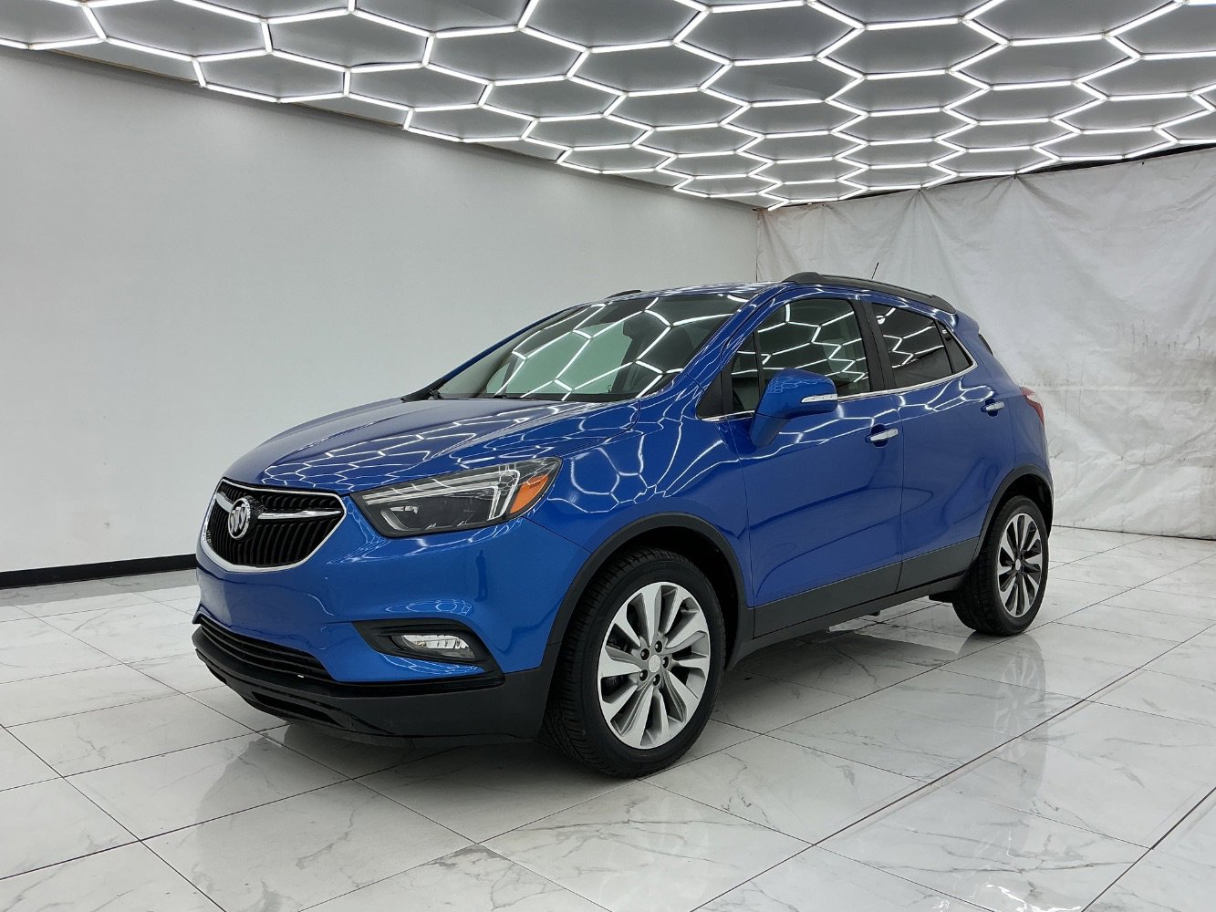 Used 2018 Buick Encore Essence FWD image 6