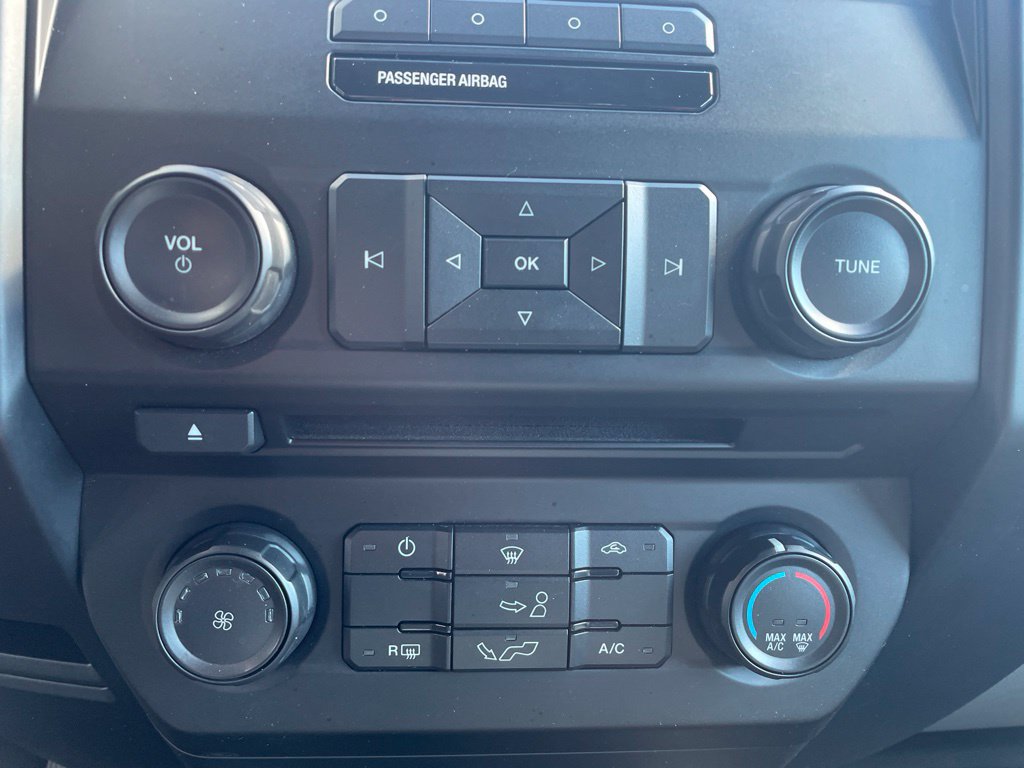 Used 2016 Ford F150 XL w/ Equipment Group 101A Mid AWD/4WD image 19