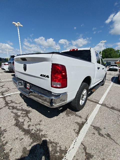 Used 2020 RAM 1500 Tradesman w/ Chrome Appearance Group AWD/4WD image 13